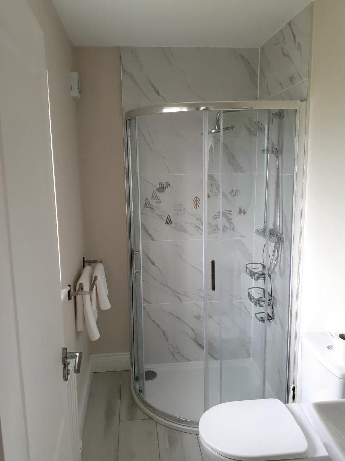 Ensuite At The Foot Of Dublin Mountains Exteriör bild