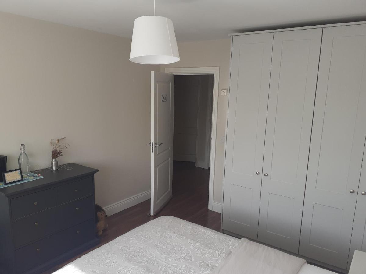 Ensuite At The Foot Of Dublin Mountains Exteriör bild