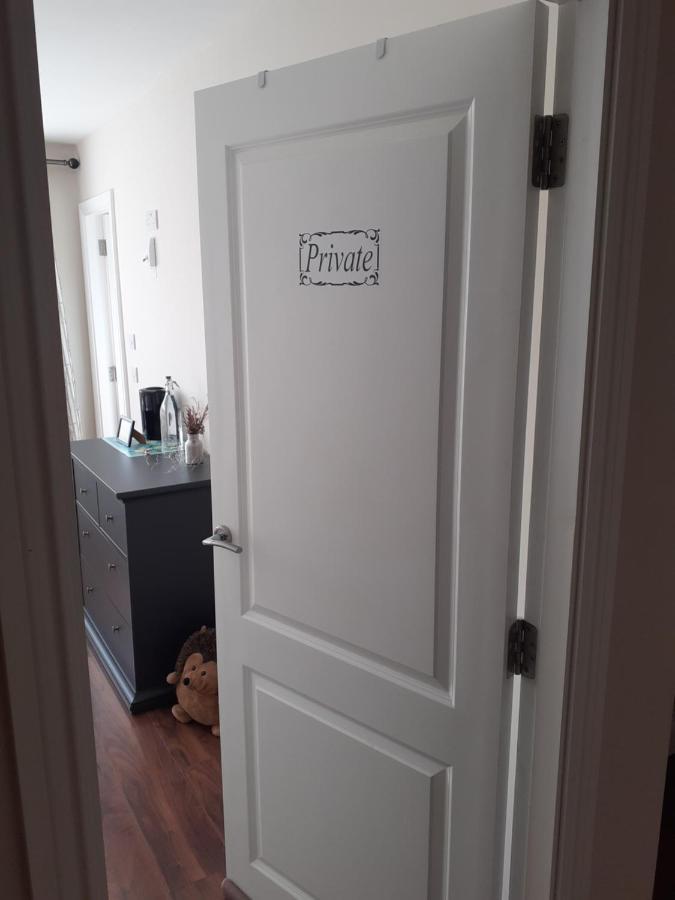 Ensuite At The Foot Of Dublin Mountains Exteriör bild